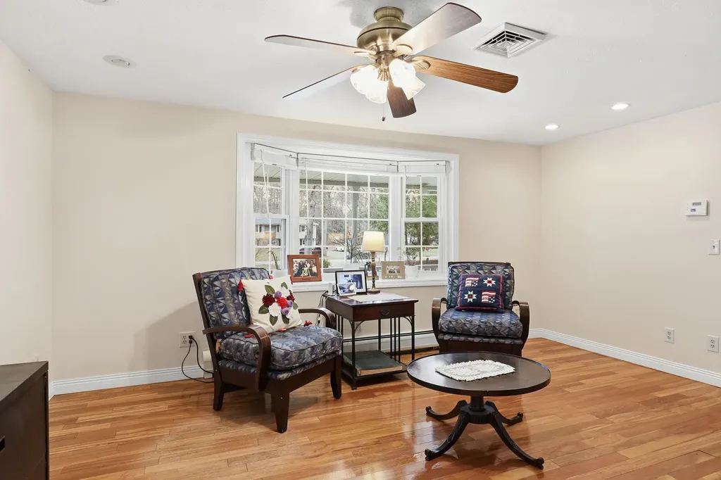 27 Alvirne Drive Hudson NH 03051