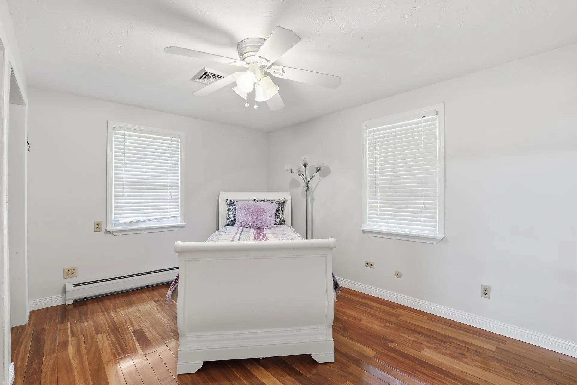 27 Alvirne Drive Hudson NH 03051