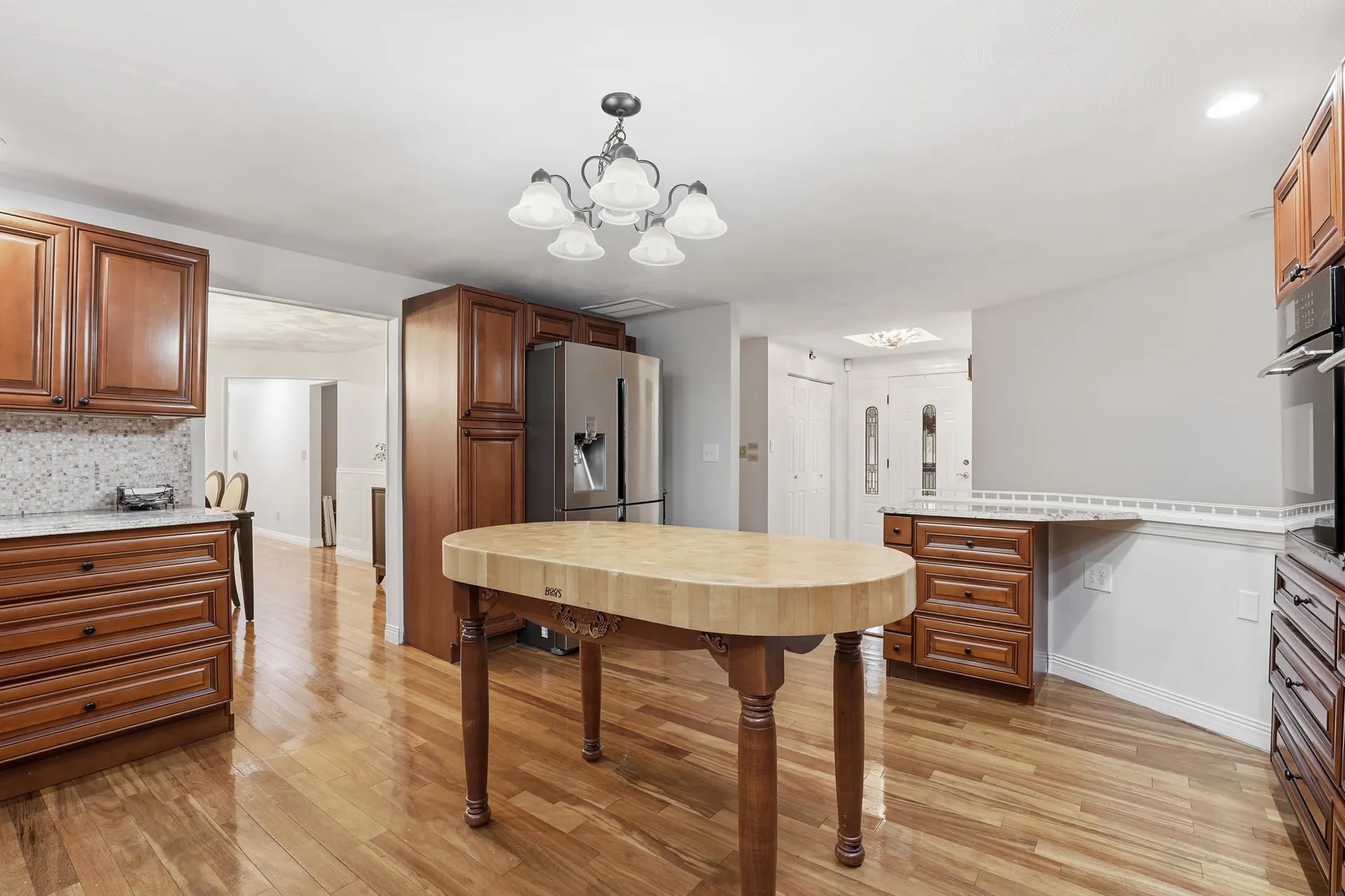 27 Alvirne Drive Hudson NH 03051