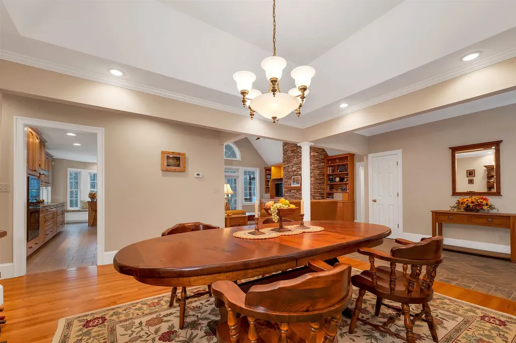 40 North Wood Road Dunbarton NH 03046-4708