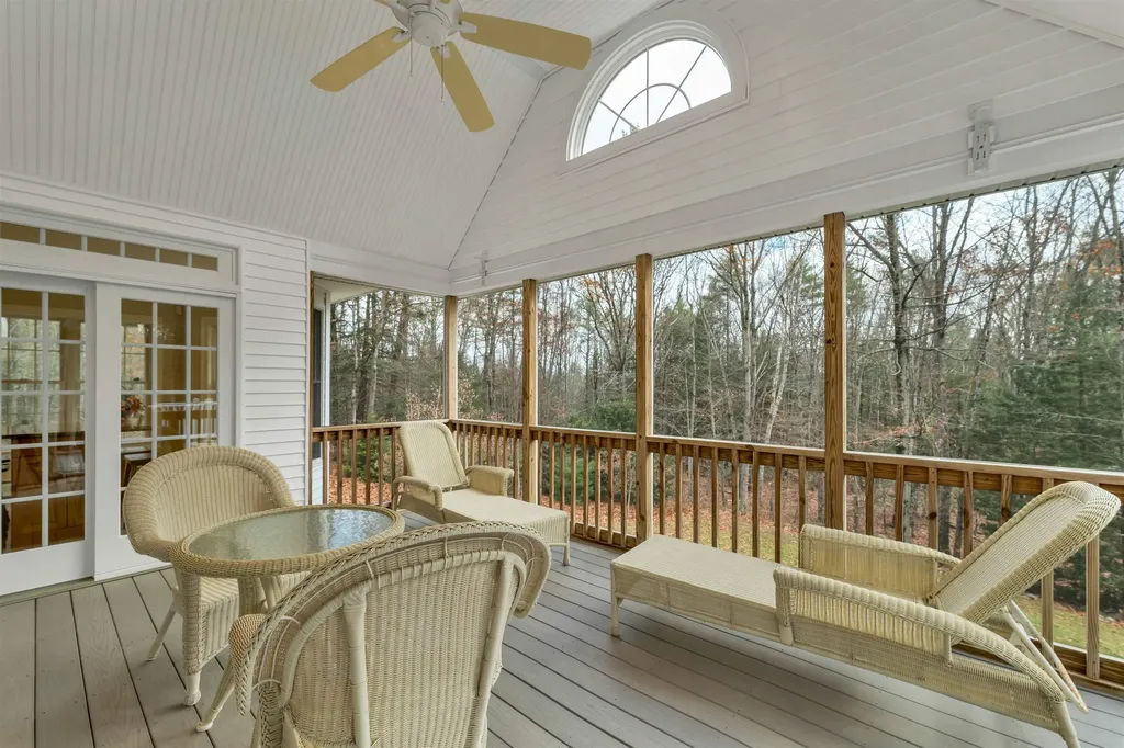 40 North Wood Road Dunbarton NH 03046-4708