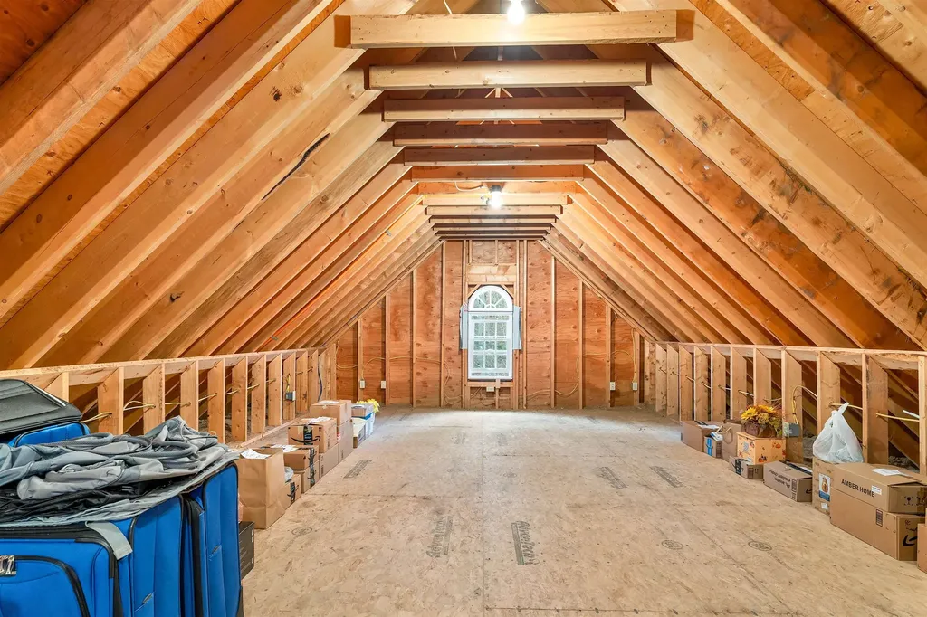 40 North Wood Road Dunbarton NH 03046-4708