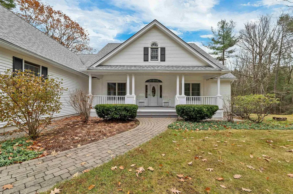 40 North Wood Road Dunbarton NH 03046-4708