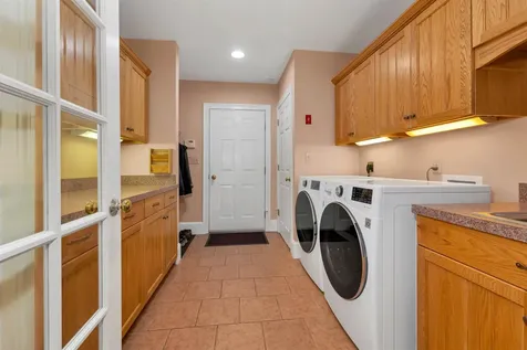 40 North Woods Road Dunbarton NH 03046-4708