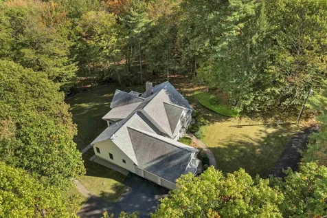 40 North Woods Road Dunbarton NH 03046-4708