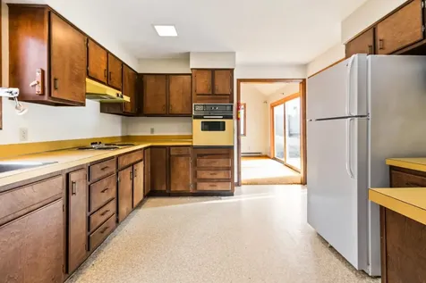 138 Trow Hill Road Sunapee NH 03782