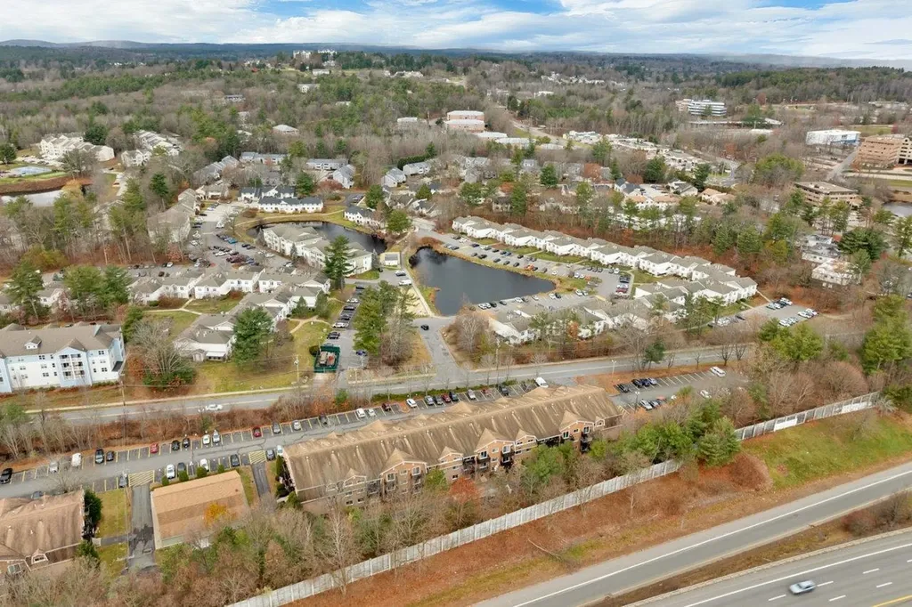 210 Brook Village Road Nashua NH 03062