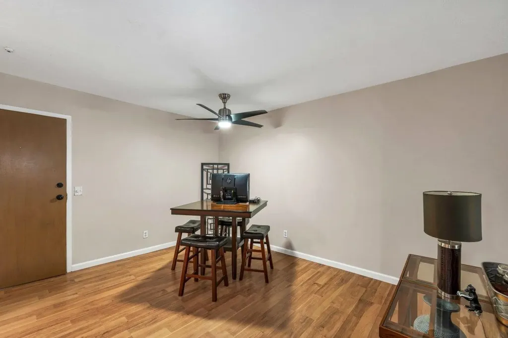 210 Brook Village Road Nashua NH 03062