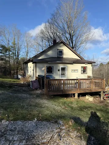 17 Pappas Road Claremont NH 03743