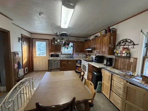 17 Pappas Road Claremont NH 03743
