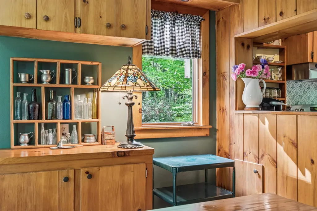 546 E Barnard Road Barnard VT 05031