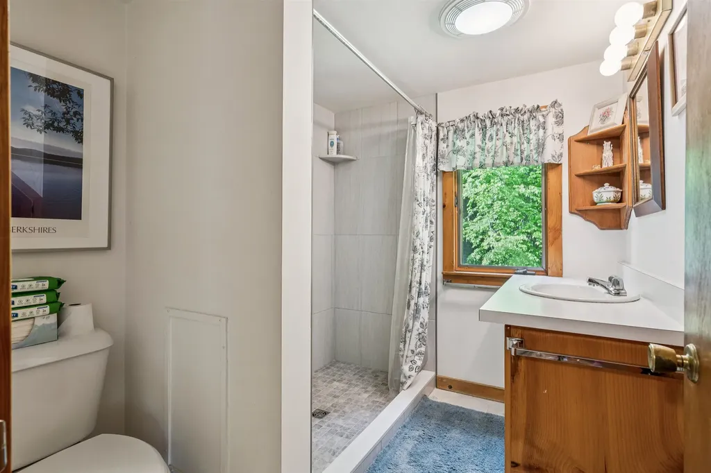 546 E Barnard Road Barnard VT 05031