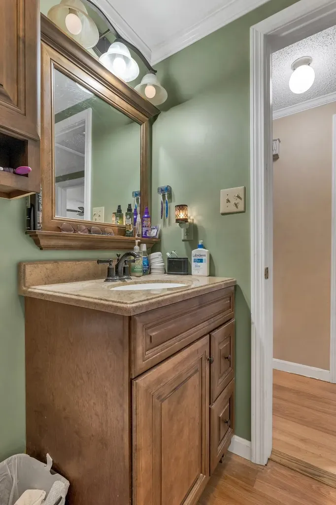 106 Fairview Avenue Conway NH 03818