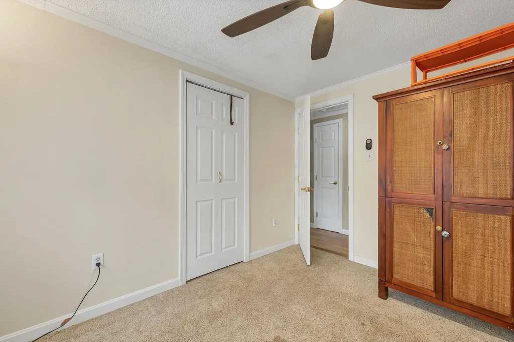 106 Fairview Avenue Conway NH 03818