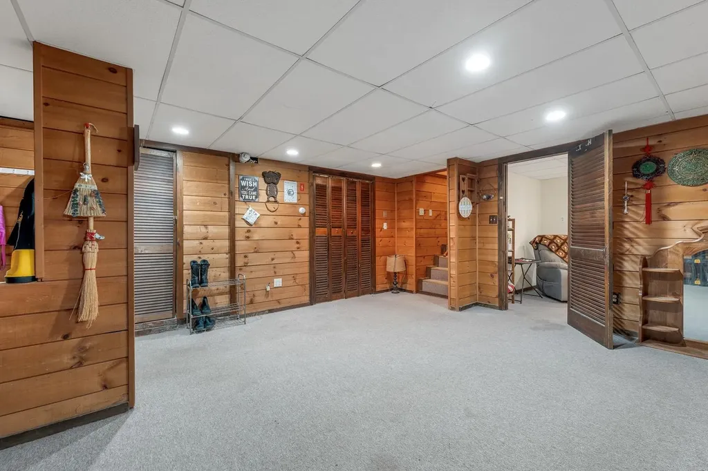 106 Fairview Avenue Conway NH 03818