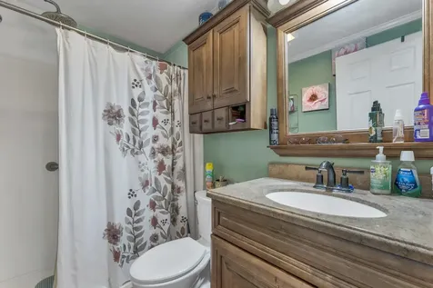 106 Fairview Avenue Conway NH 03818