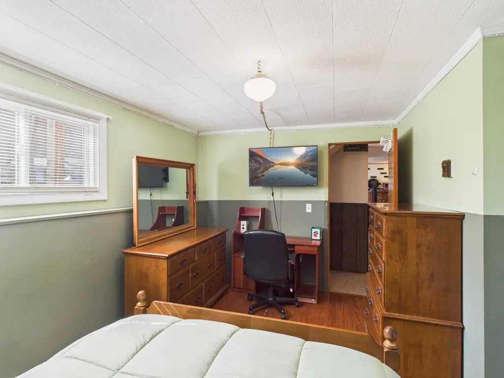 63 Pariseau Drive Canaan VT 05902