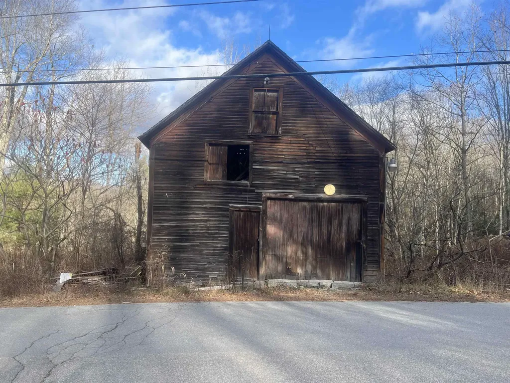 34 East Lake Road Fitzwilliam NH 03447-9998