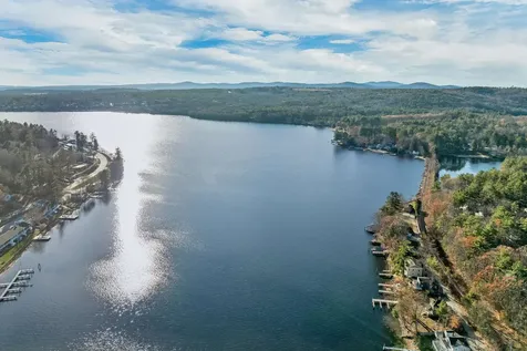 209 Lady Walsingham Way Laconia NH 03246