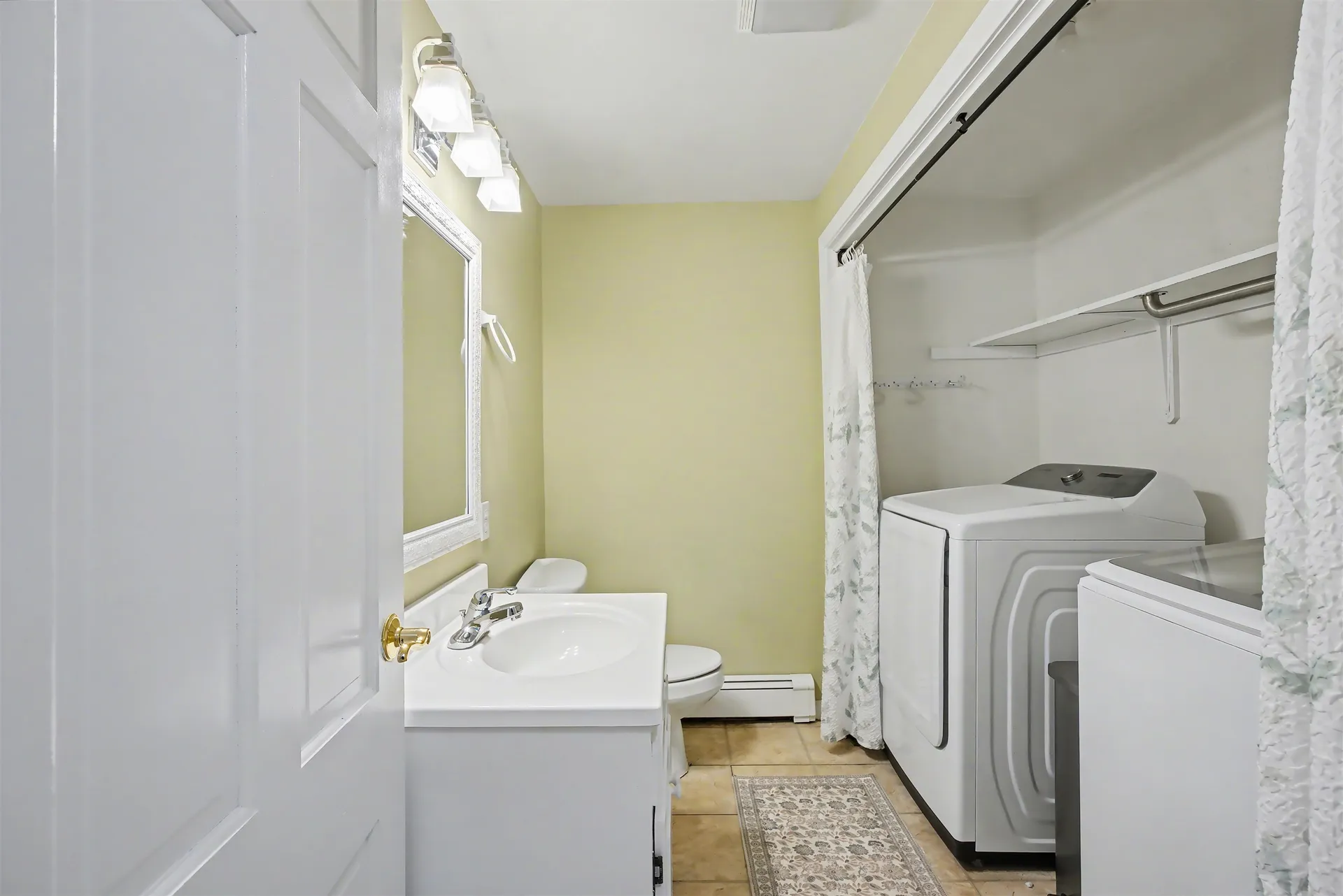 42 Country Road Hampstead NH 03826