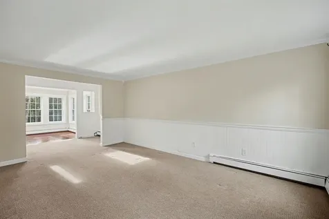 42 Country Road Hampstead NH 03826