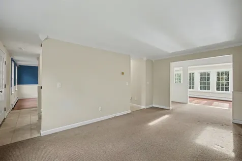 42 Country Road Hampstead NH 03826