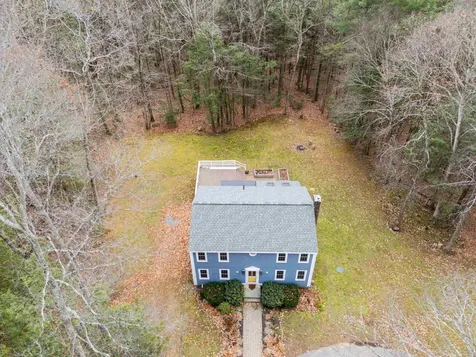 42 Country Road Hampstead NH 03826