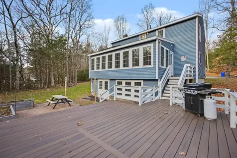 42 Country Road Hampstead NH 03826