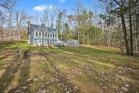 42 Country Road Hampstead NH 03826