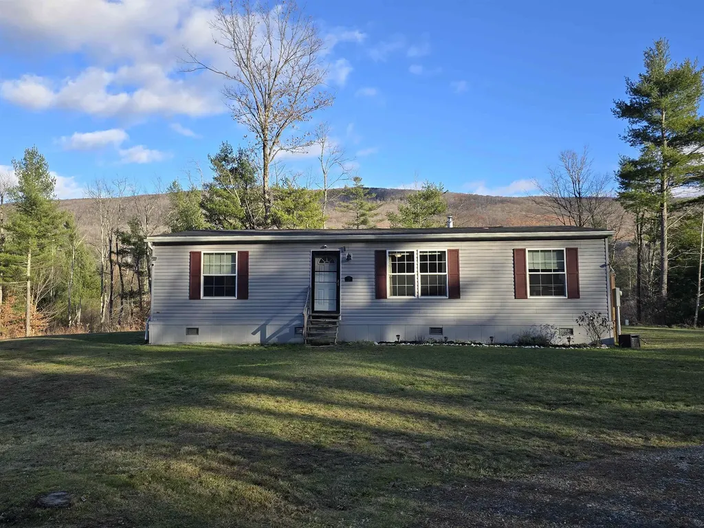72 Sawmill Road Pownal VT 05261