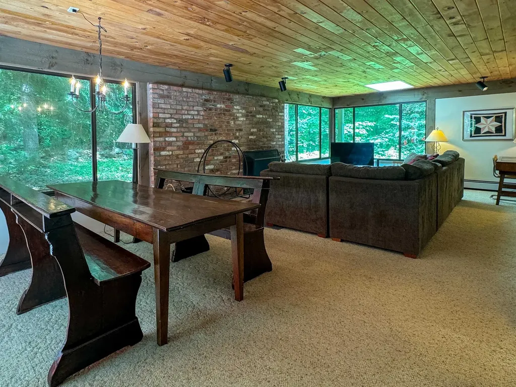 19 Deer Run Road Winhall VT 05340