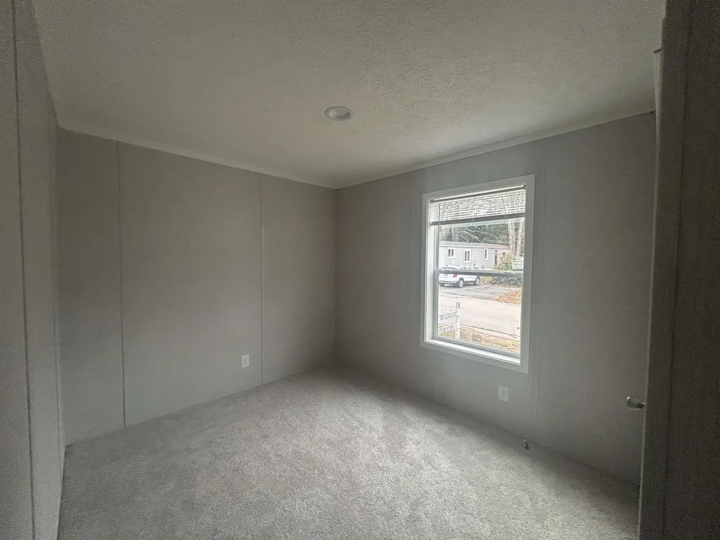 45 Crystal Springs Way Somersworth NH 03878