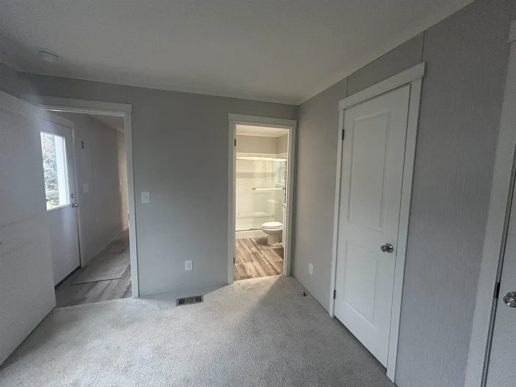 45 Crystal Springs Way Somersworth NH 03878