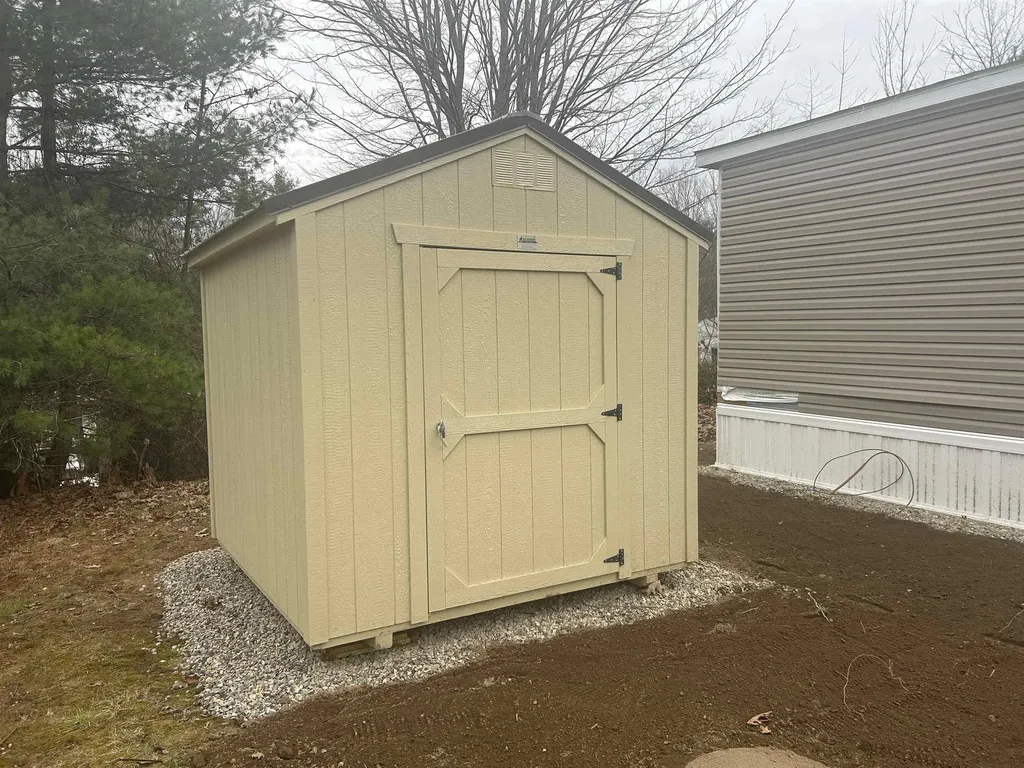 45 Crystal Springs Way Somersworth NH 03878