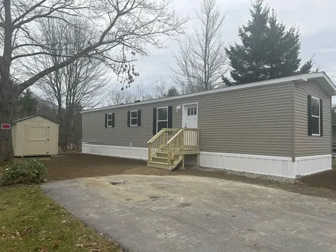 45 Crystal Springs Way Somersworth NH 03878