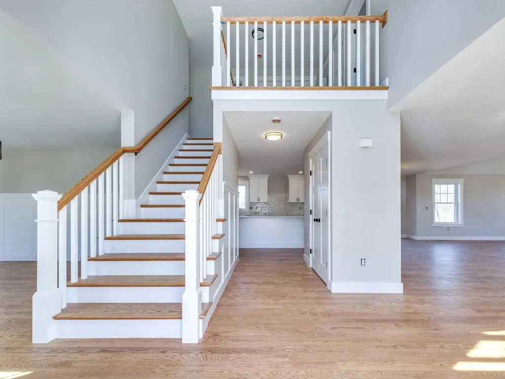 4 Haystack Circle Pelham NH 03076