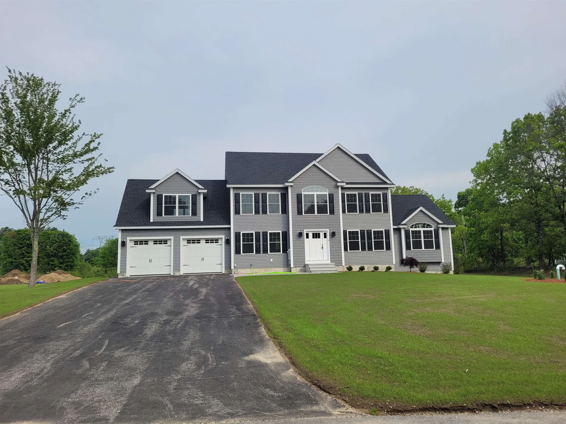 4 Haystack Circle Pelham NH 03076