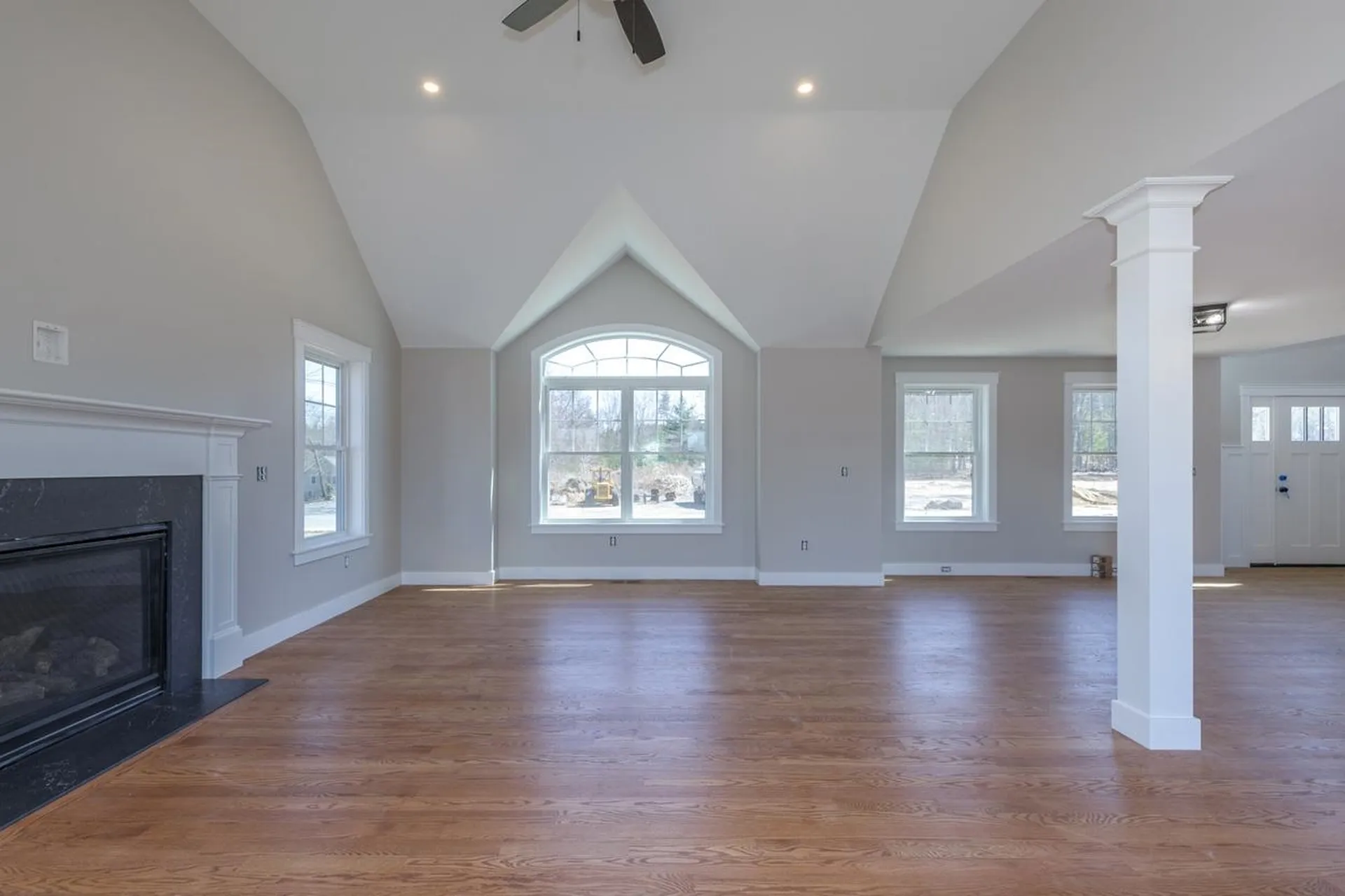 4 Haystack Circle Pelham NH 03076