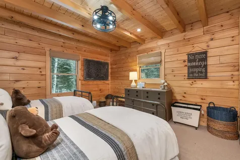 22 Crystal Avenue Jefferson NH 03583