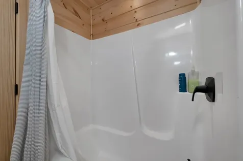 22 Crystal Avenue Jefferson NH 03583