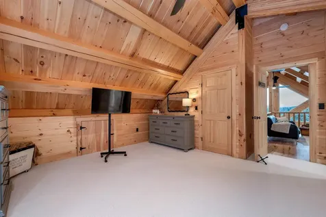 22 Crystal Avenue Jefferson NH 03583