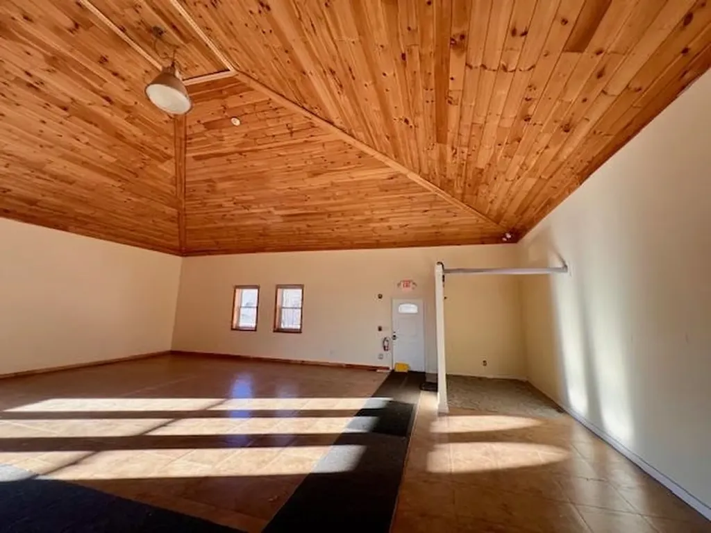 90 North Broadway Salem NH 03079