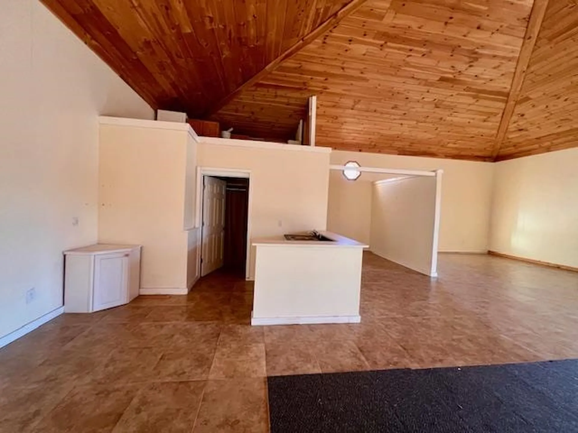 90 North Broadway Salem NH 03079