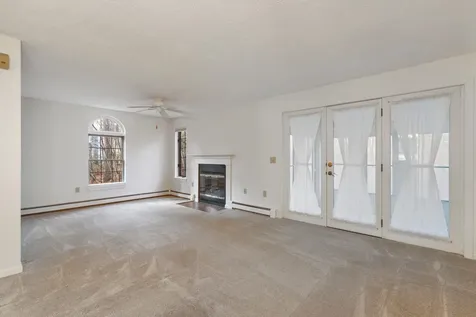 380 Ocean Road Portsmouth NH 03801