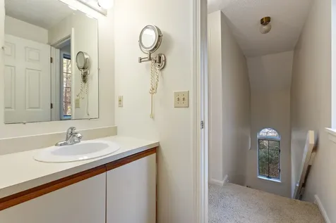 380 Ocean Road Portsmouth NH 03801