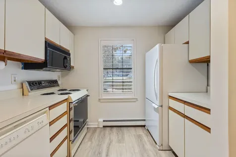 380 Ocean Road Portsmouth NH 03801