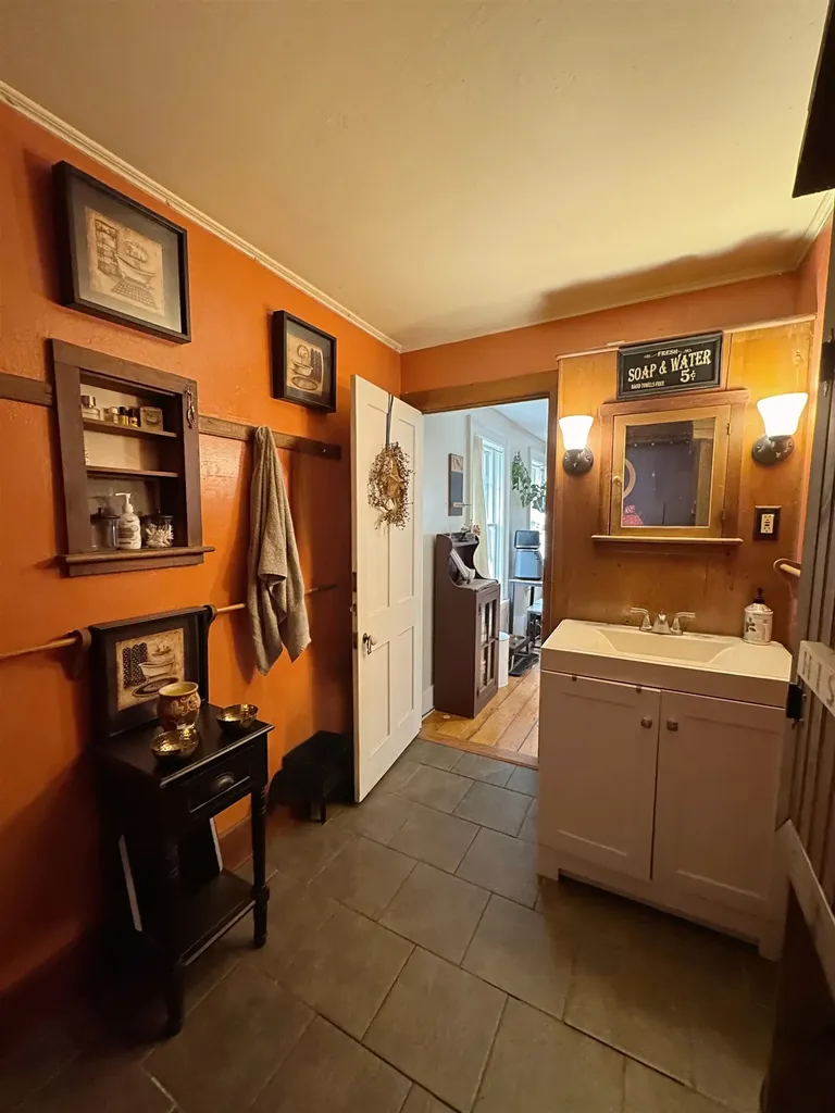 1076 Nh Route 123a Acworth NH 03607