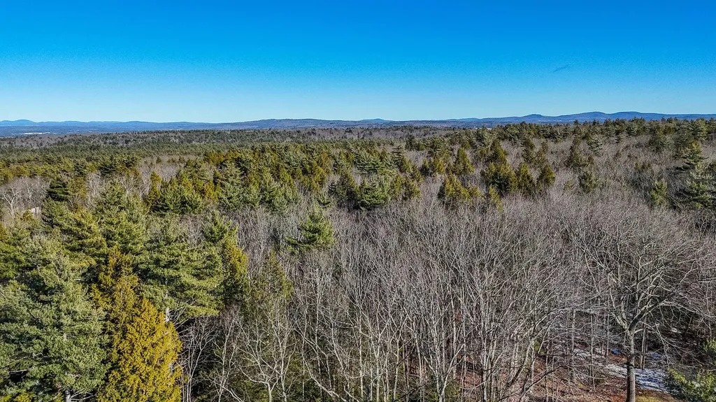 22 Bow Bog Road Bow NH 03304