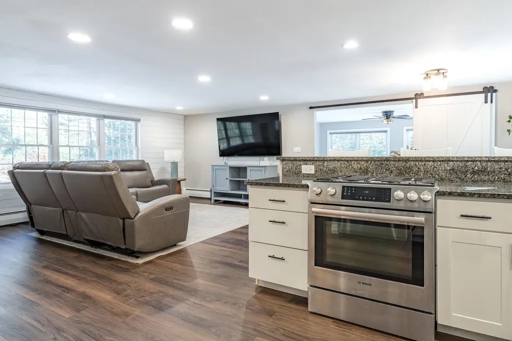 22 Bow Bog Road Bow NH 03304