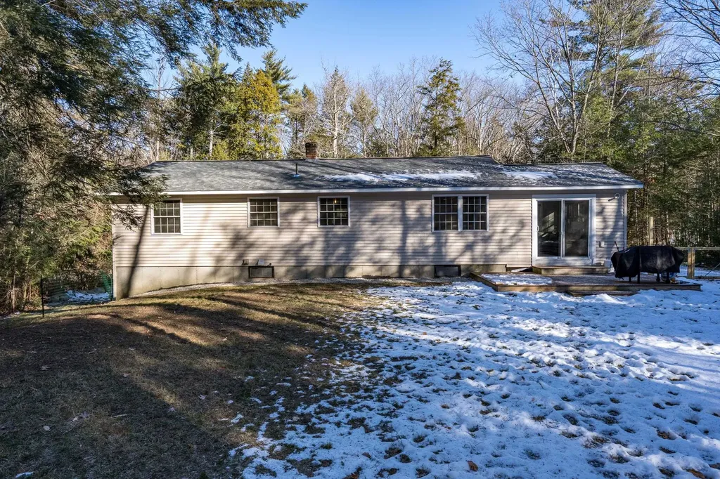 22 Bow Bog Road Bow NH 03304